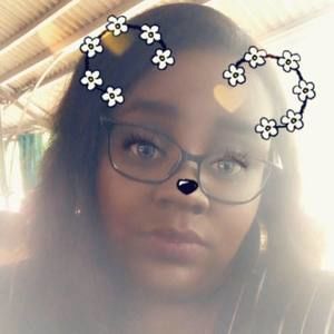 Meet your Posher, Nikisha